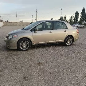 Nissan Versa 2009