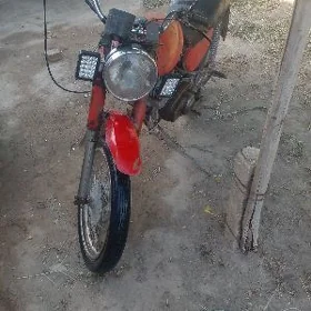 Iž Planeta 1990
