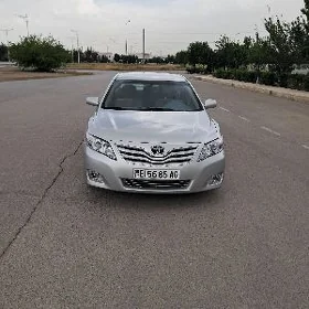 Toyota Camry 2010