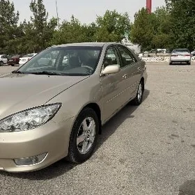 Toyota Camry 2004