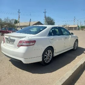 Toyota Camry 2010