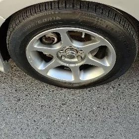 2010 nissan versa teker 16