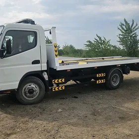 Mitsubishi Canter 2022