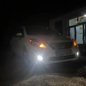 Nissan Versa 2013