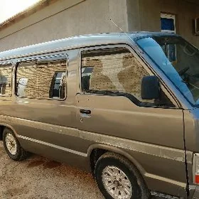 Toyota Hiace 1987