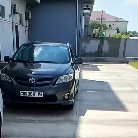 Toyota Corolla 2012