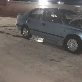 Toyota Carina 1995