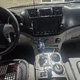 Toyota Highlander 2013