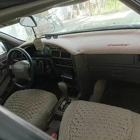 Toyota Camry 1994