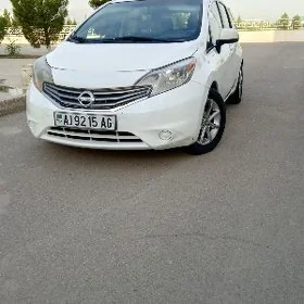 Nissan Versa Note 2013