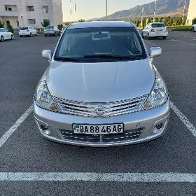 Nissan Versa 2010