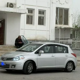 Nissan Versa 2009
