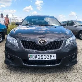 Toyota Camry 2011