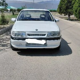 Opel Vectra 1990
