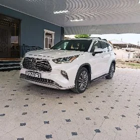 Toyota Highlander 2020