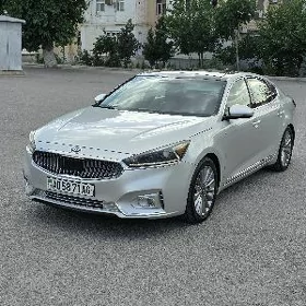 Kia Cadenza 2017