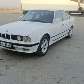 BMW E34 1989
