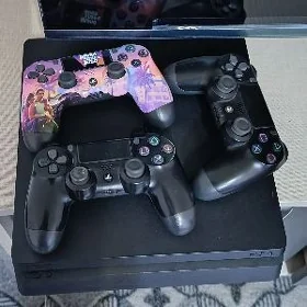 PlayStation 4 slim
