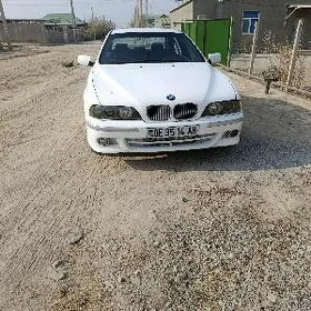 BMW E39 1999