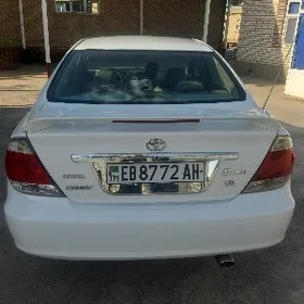 Toyota Camry 2004