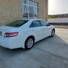 Toyota Camry 2010