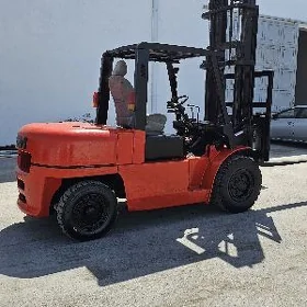 Kara Forklift 2001