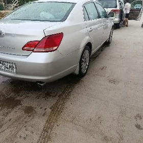 Toyota Avalon 2005