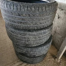 teker komplekt 235 45 18