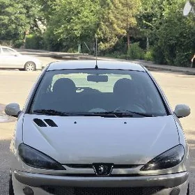 Peugeot 206 2011