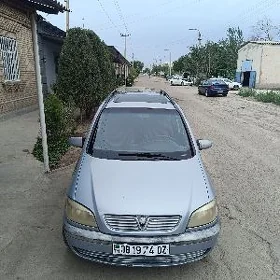 Opel Zafira 2000