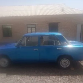 Lada 2104 1980