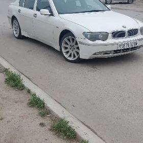 BMW 745 2003