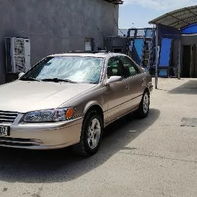 Toyota Camry 1999