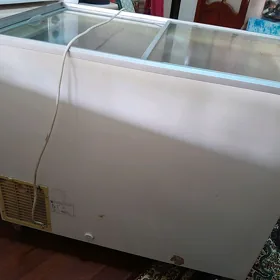 Морозилник Угур