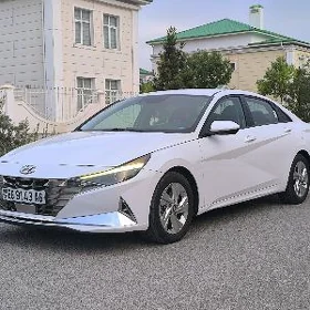 Hyundai Elantra 2021
