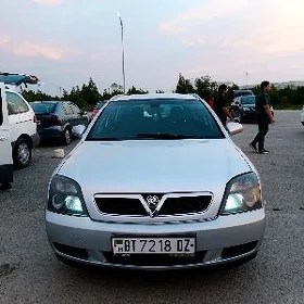Opel Signum 2003