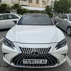 Lexus ES 350 2019