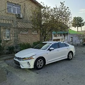 Kia K5 2021