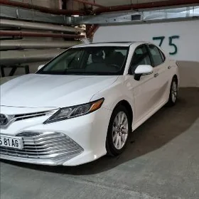 Toyota Camry 2023