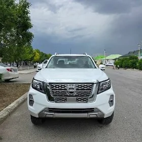 Nissan Navara 2024