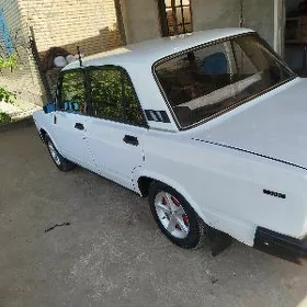 Lada 2107 2001