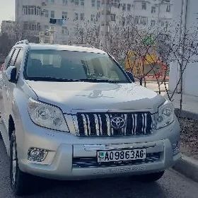 Toyota Land Cruiser Prado 2012