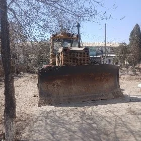 MTZ T-28 1990