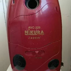 пылесос "Nikura "