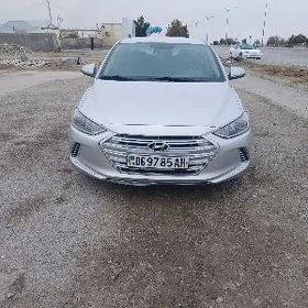 Hyundai Elantra 2018