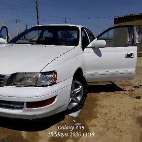 Toyota Corona 1993
