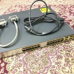Switch 24p Cisco