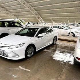 Toyota Camry 2020