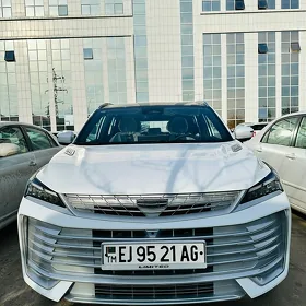 Geely Coolray 2025