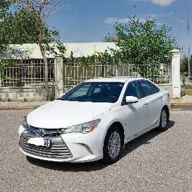 Toyota Camry 2017
